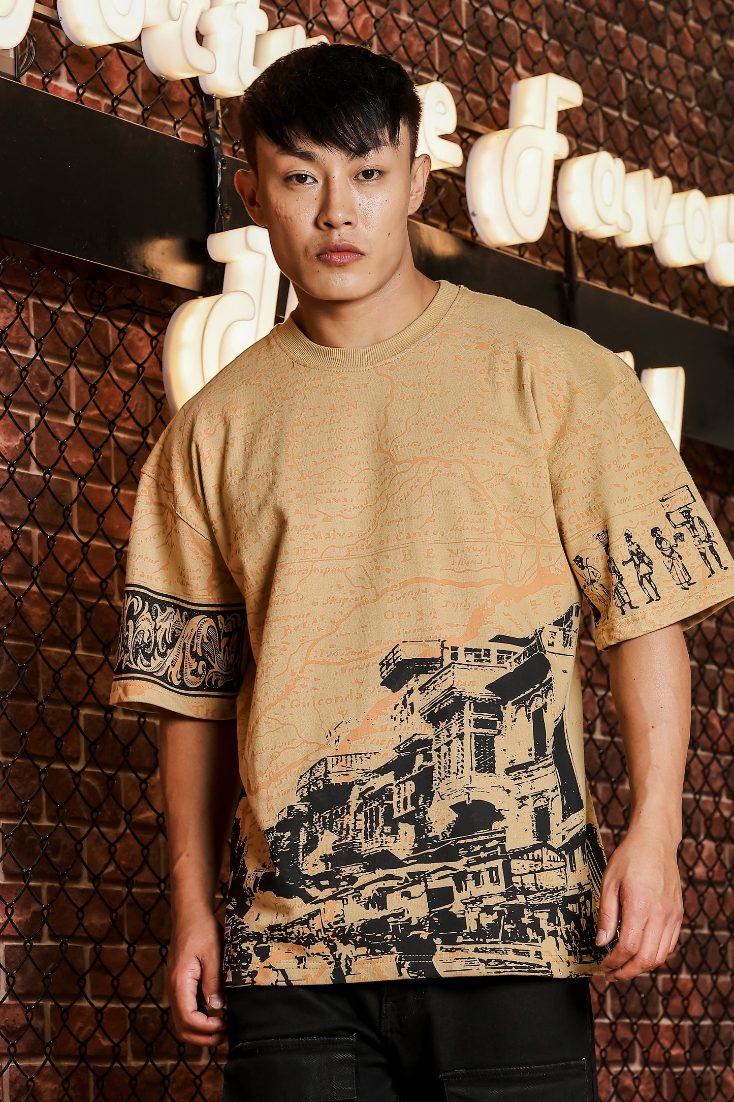 Indian Streetscape Oversized Beige T-shirt