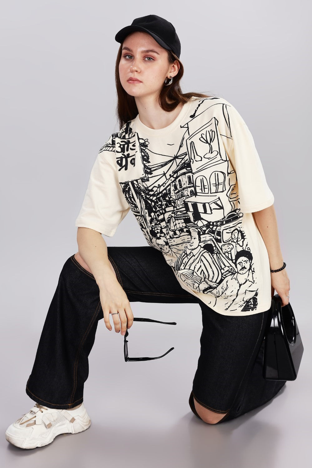 Bazar Echo Oversized Cream T-shirt