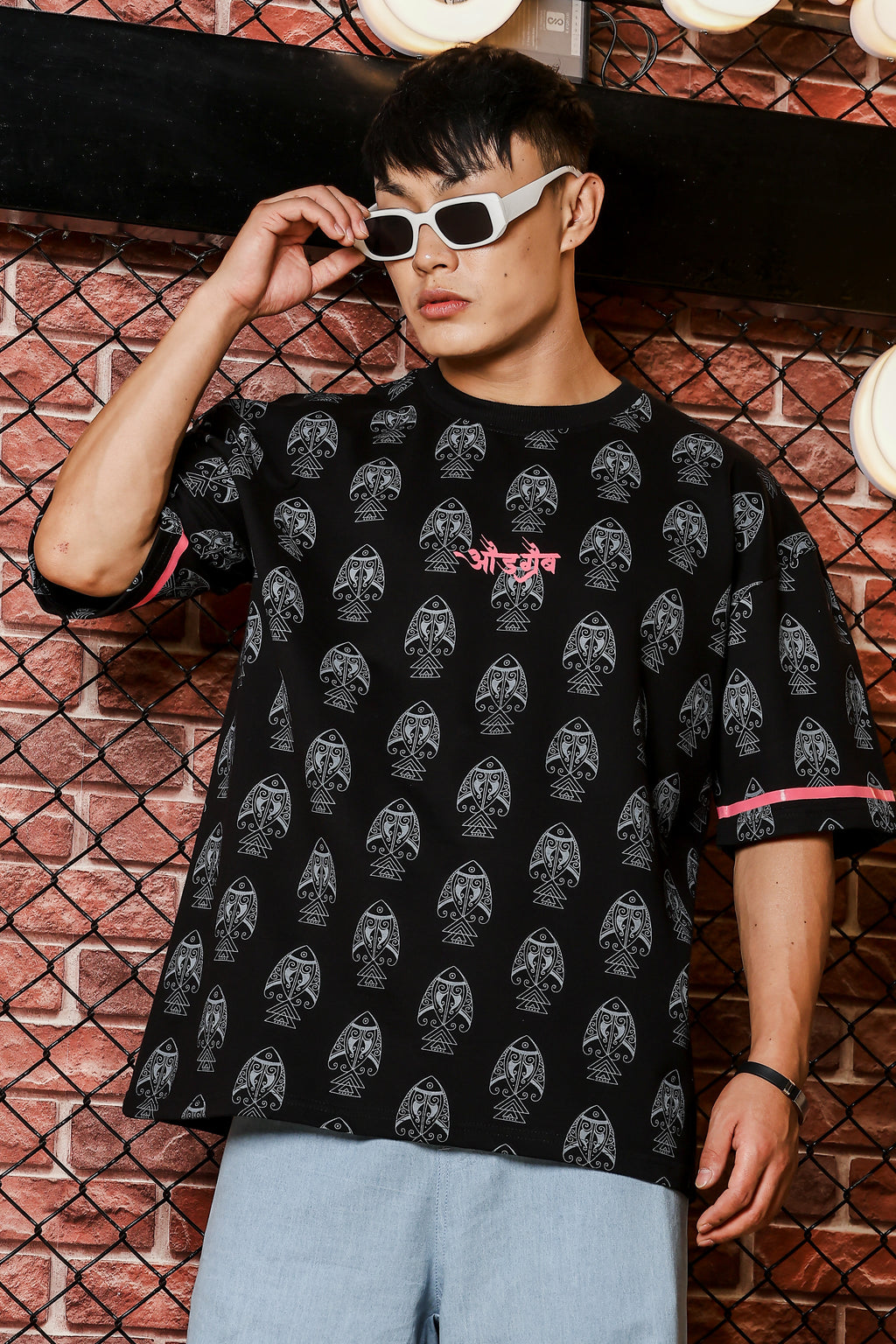 Panghat Oversized Black T-shirt