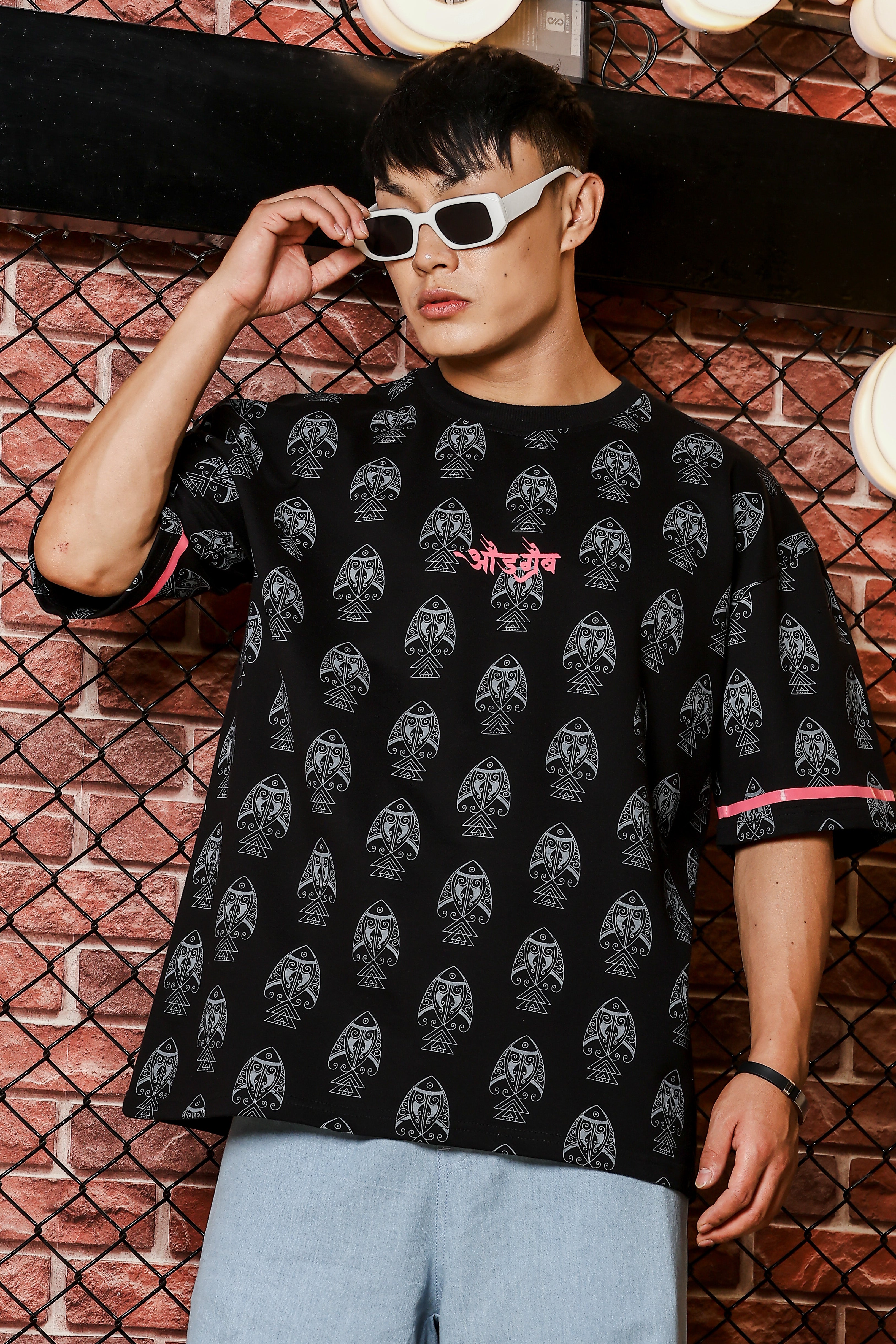 Panghat Oversized Black T-shirt