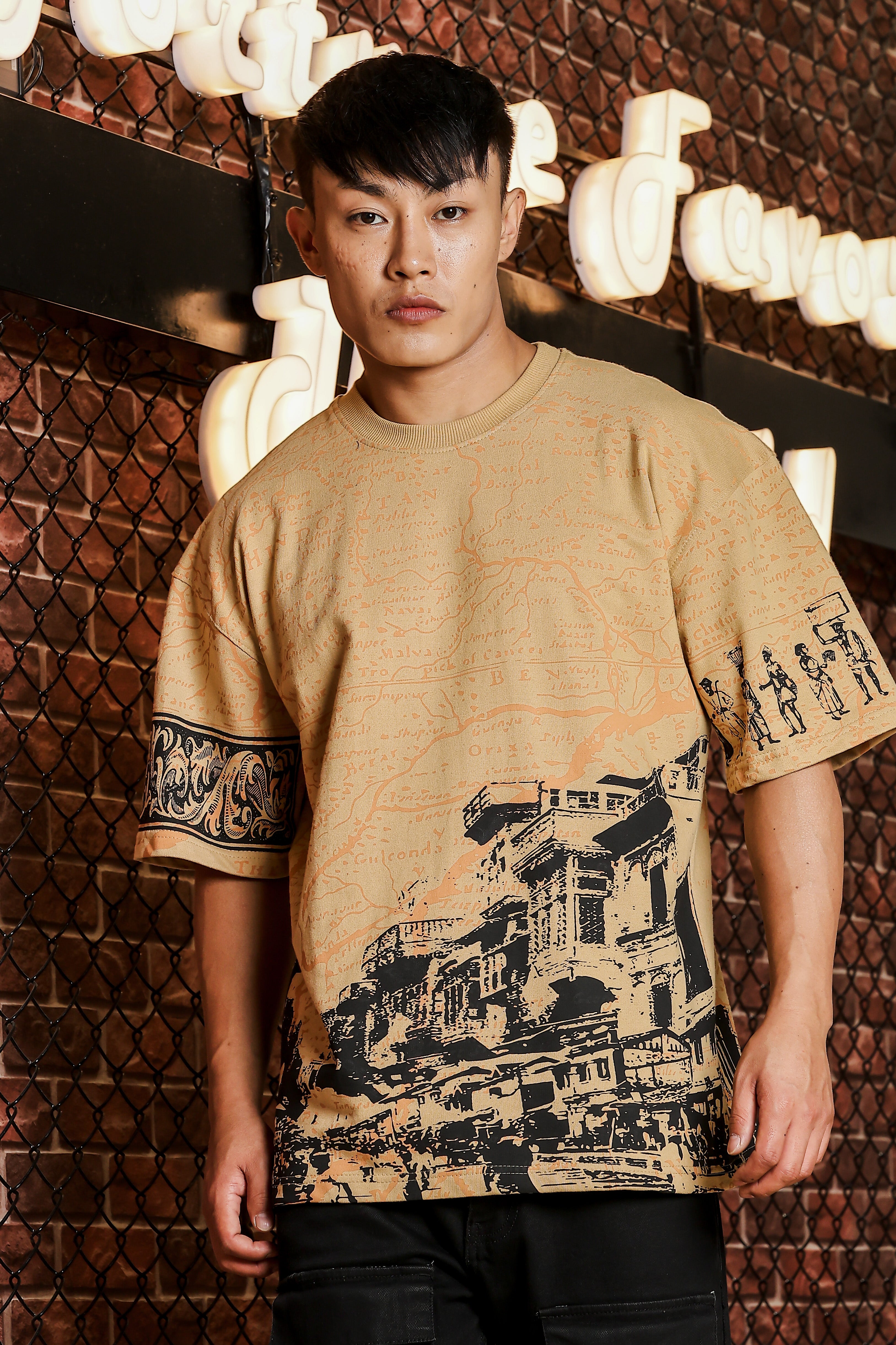 Indian Streetscape Oversized Beige T-shirt