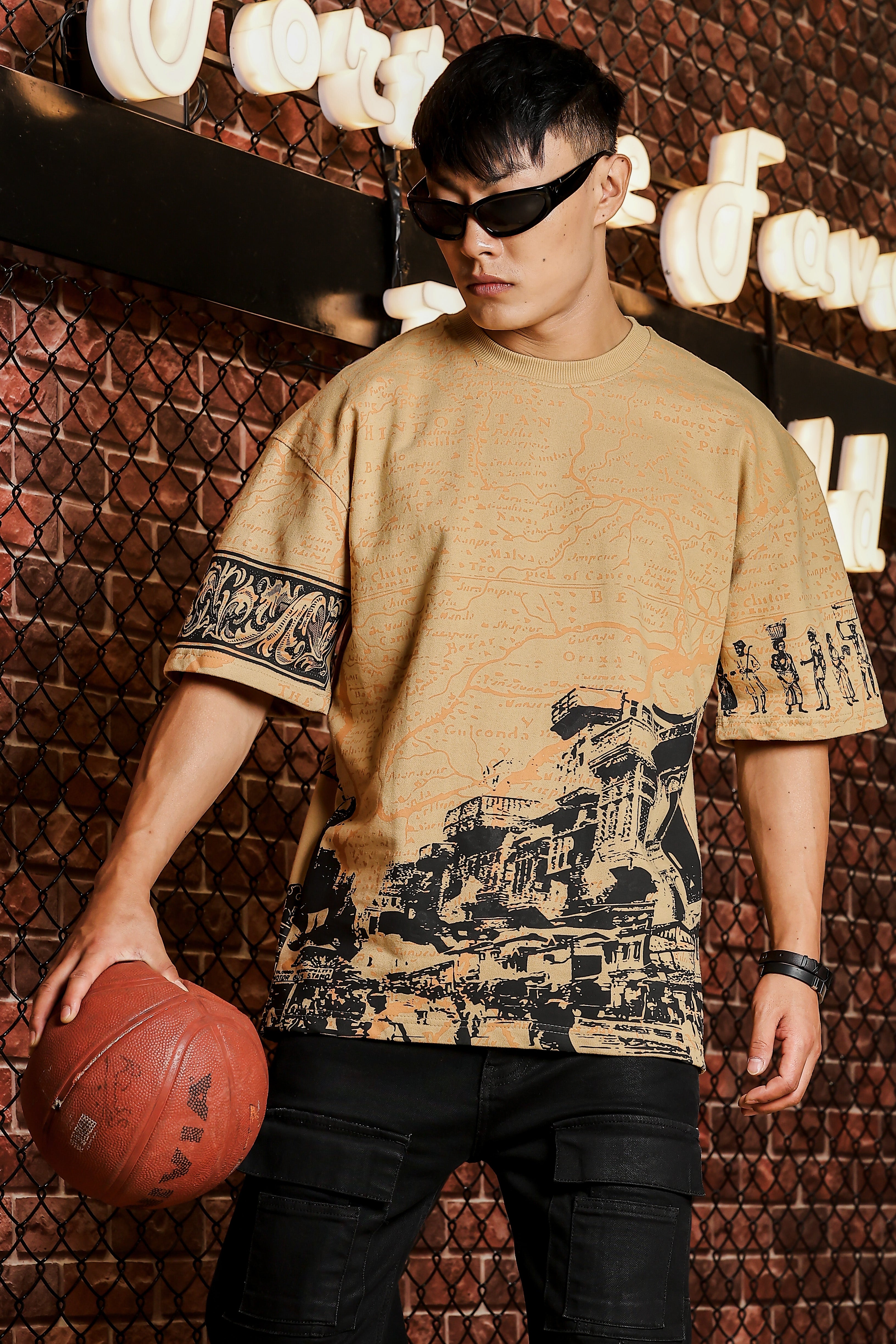 Indian Streetscape Oversized Beige T-shirt