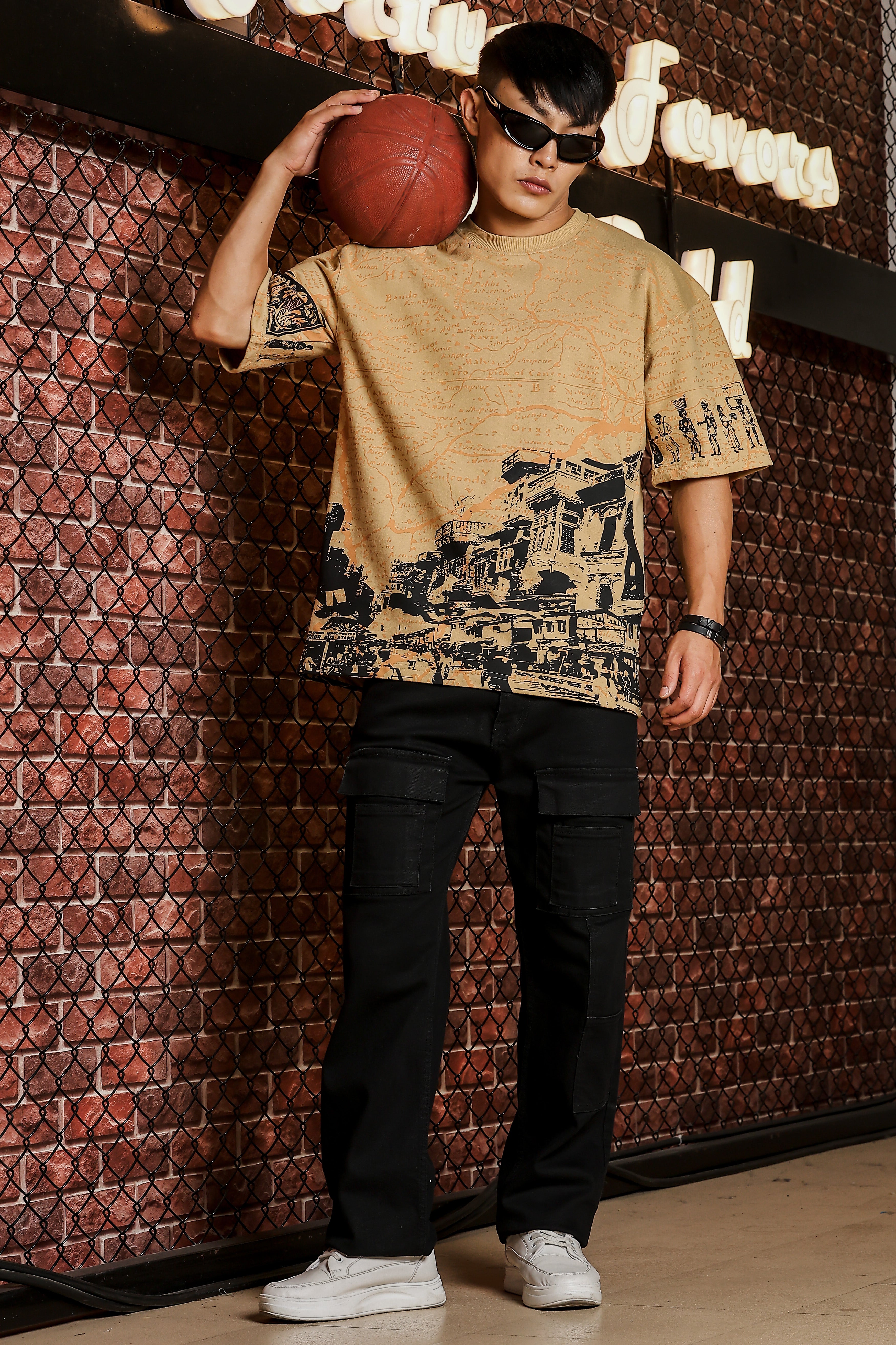 Indian Streetscape Oversized Beige T-shirt