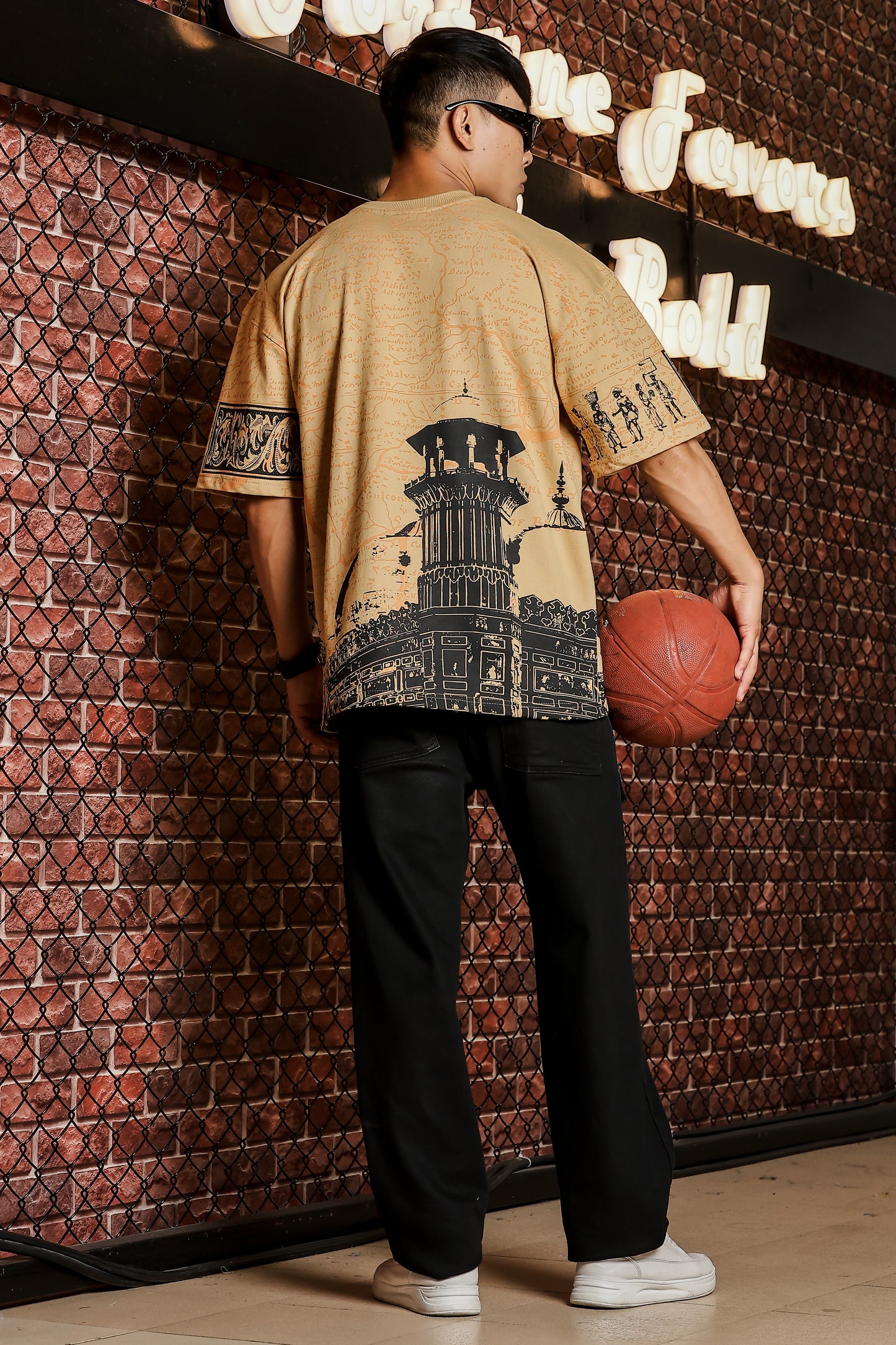 Indian Streetscape Oversized Beige T-shirt