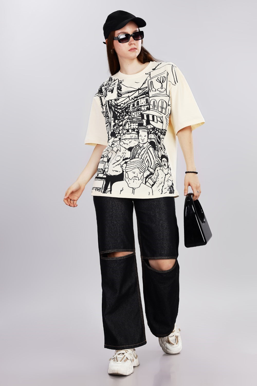 Bazar Echo Oversized Cream T-shirt