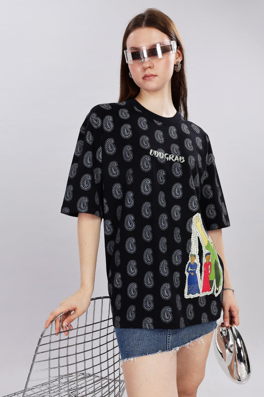 Heritage Village Oversized Black T-shirt