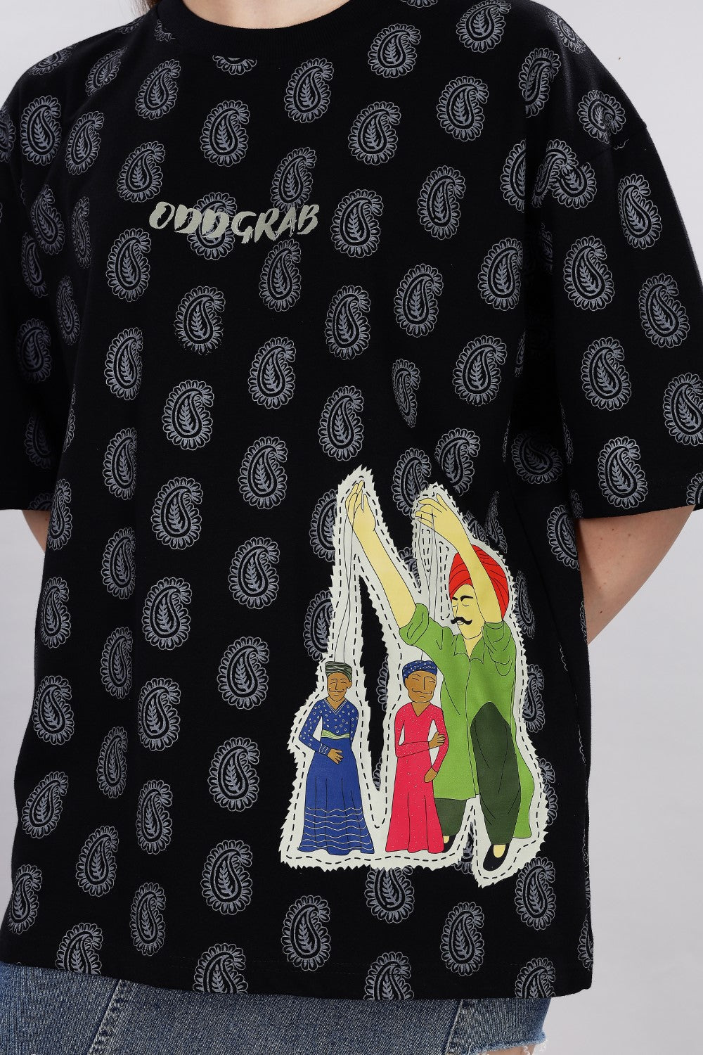 Heritage Village Oversized Black T-shirt