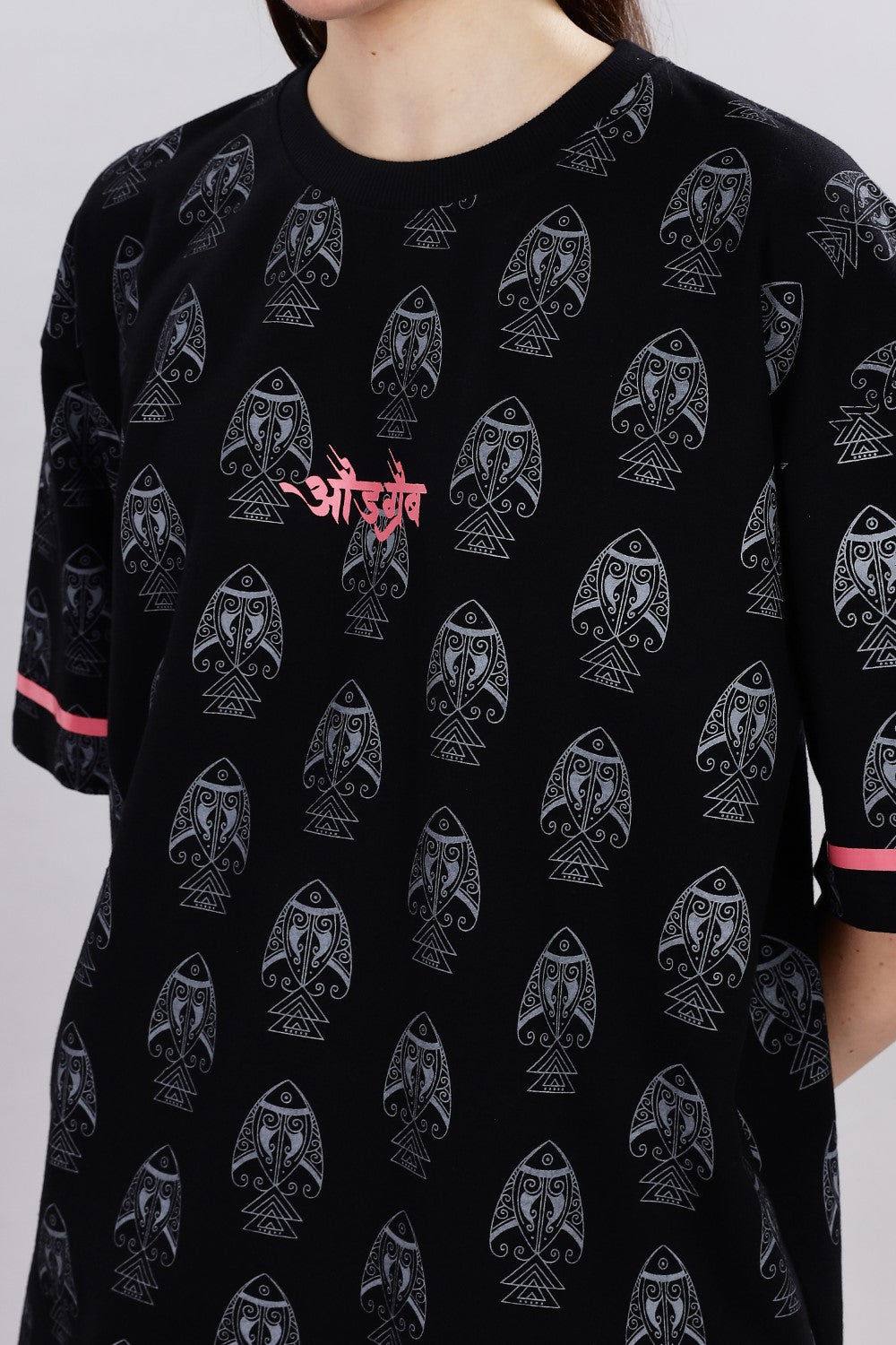 Panghat Oversized Black T-shirt