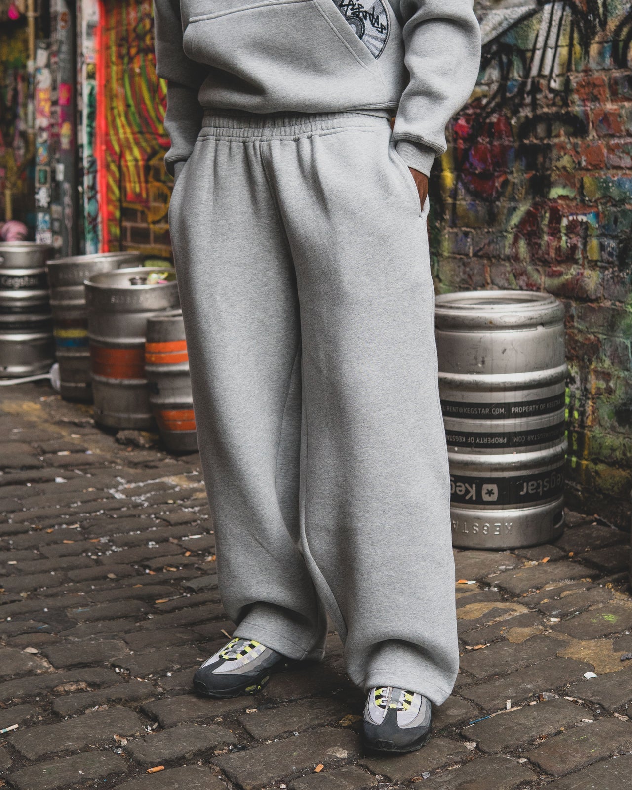 Record Baggy Sweatpants – Oddgrab