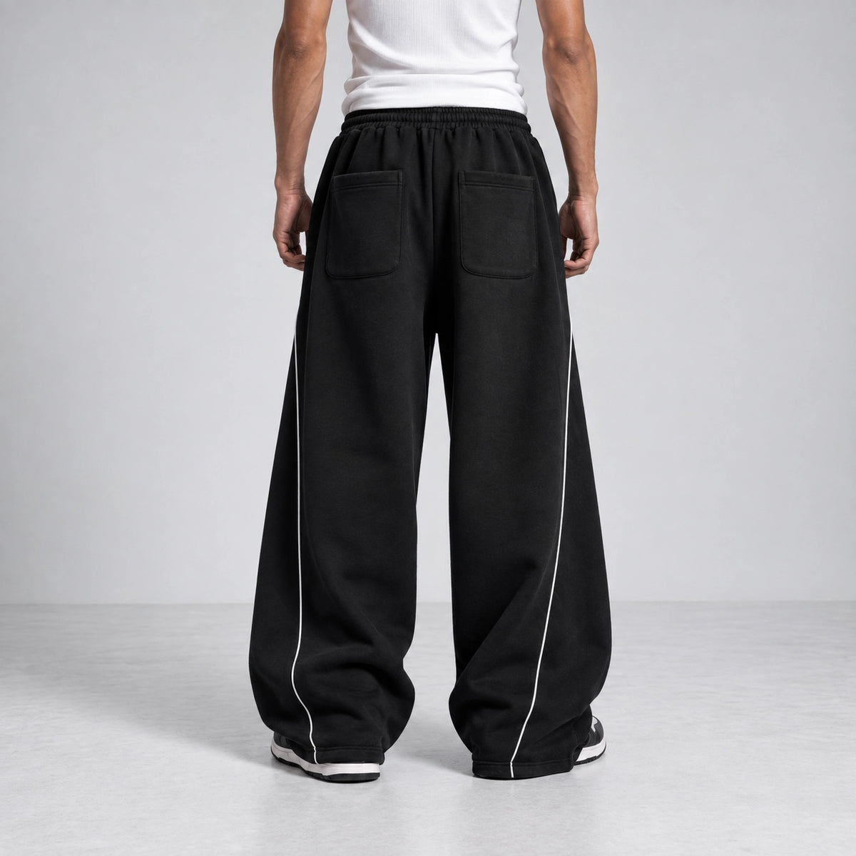 Phantom Wide-Leg Black Sweatpants